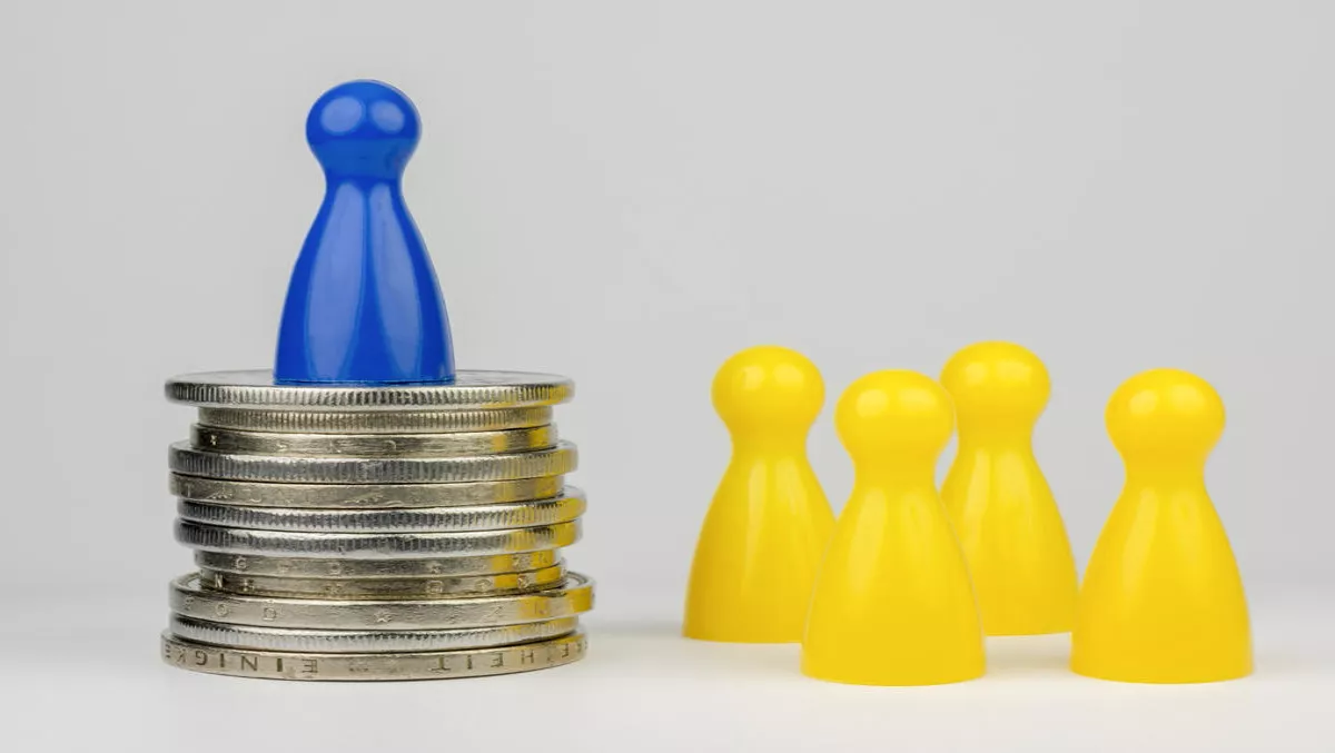 Dell and HPE head of the pack in 'shuffling' server market