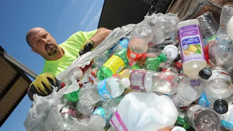 Cut confusion around environmentally-friendly plastics, experts urge