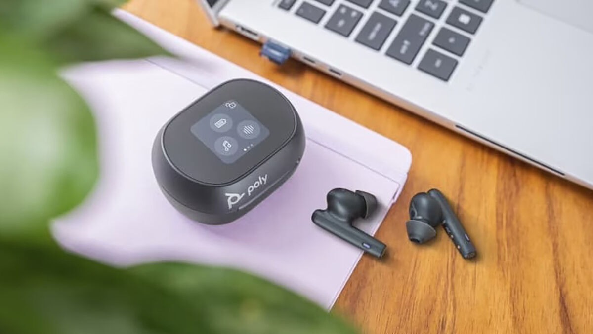 Hands on review HP Poly Voyager Free 60 earbuds