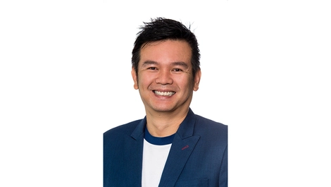 headshot alfee lee fujitsu apac group managing director growth industries for apac