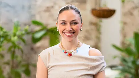 Natasha markham   headshot 64 